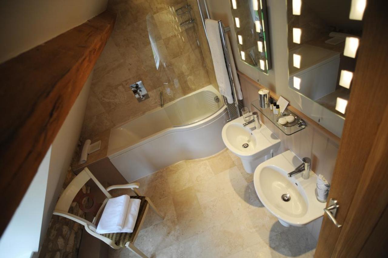 צ'יפינג קמפדן The Kings Hotel מראה חיצוני תמונה