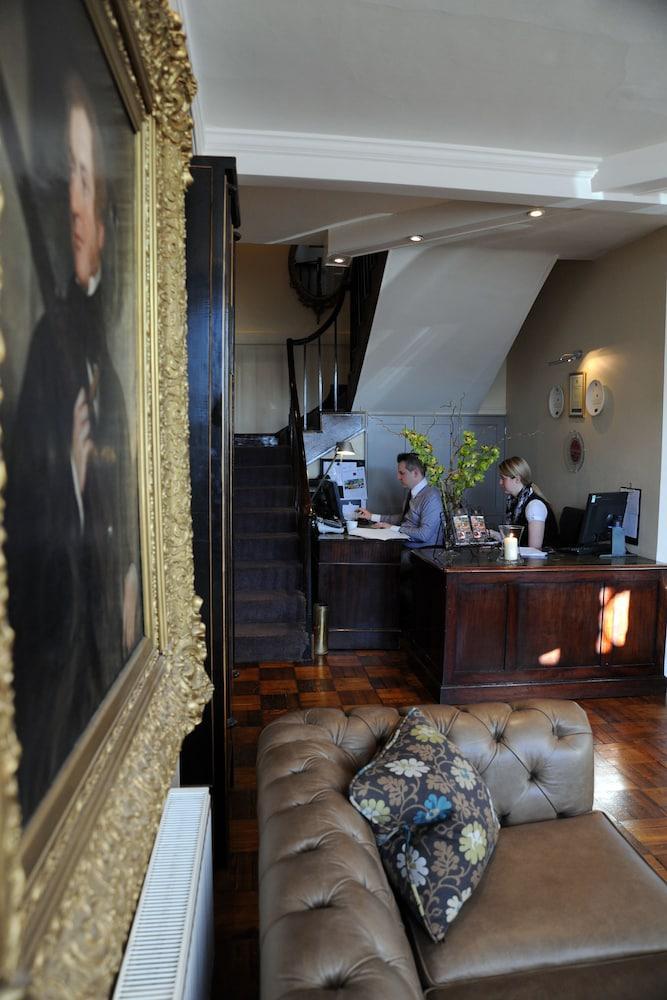 צ'יפינג קמפדן The Kings Hotel מראה חיצוני תמונה